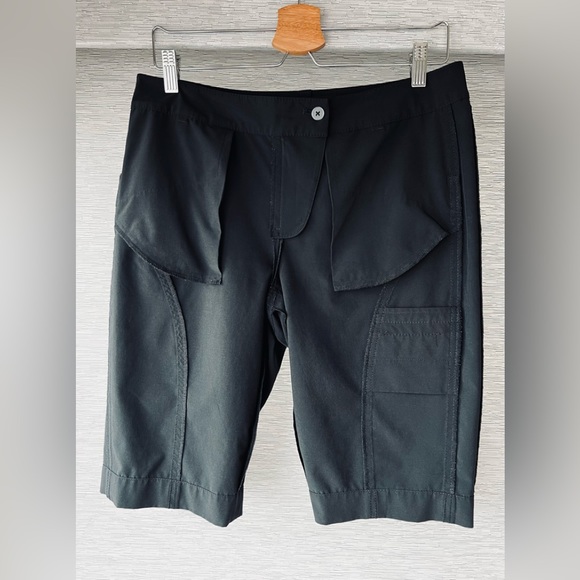 🏌🏼‍♀️Annika by Cutter & Buck Ladies Golf Shorts NWOT - Picture 3 of 9